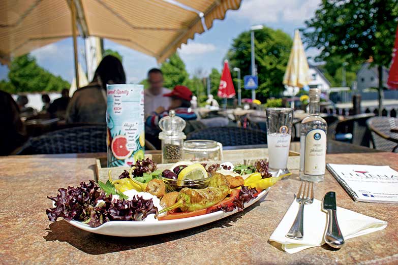 Biergarten / Terasse vom Helena (Melverode) - Griechisches Restaurant Braunschweig